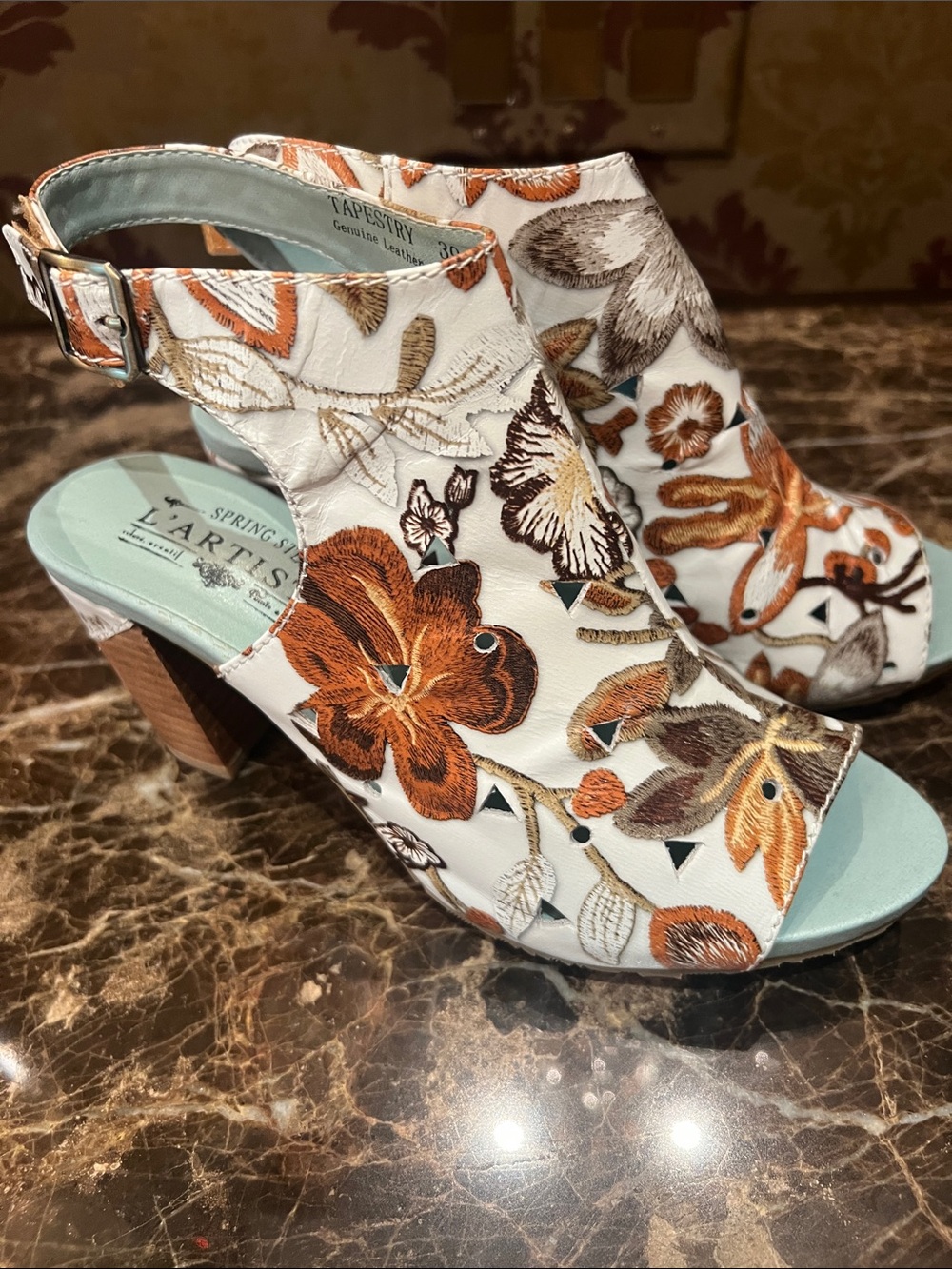 L'ATISTE White Floral Embroidered Peep-Toe Slingback Heels